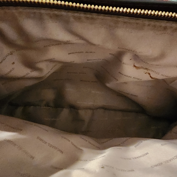 MICHAEL KORS LEATHER SHOULDER CROSSBODY BAG - Picture 8 of 10